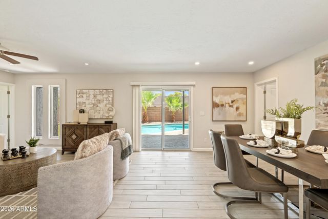 6701 E LATHAM Street, Scottsdale, AZ 85257