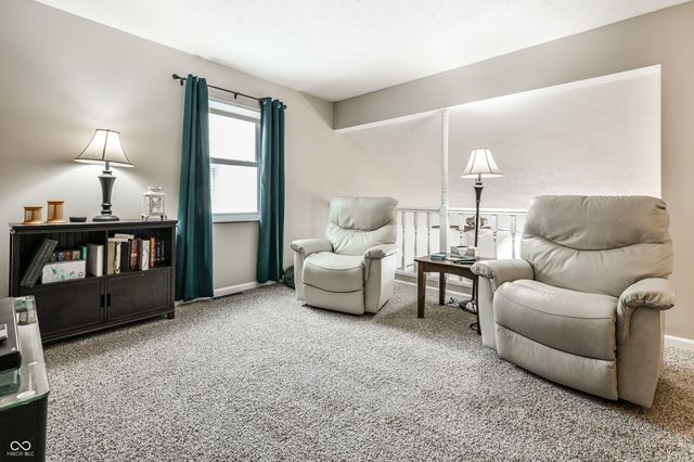 2926 Cross Creek Circle, Westfield, IN 46074