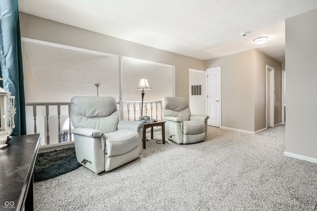 2926 Cross Creek Circle, Westfield, IN 46074