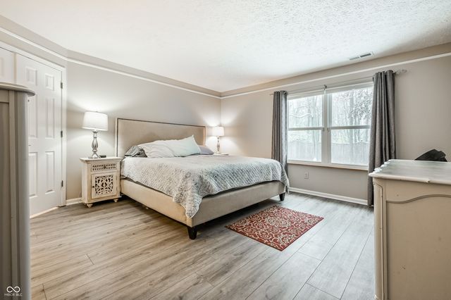 2926 Cross Creek Circle, Westfield, IN 46074