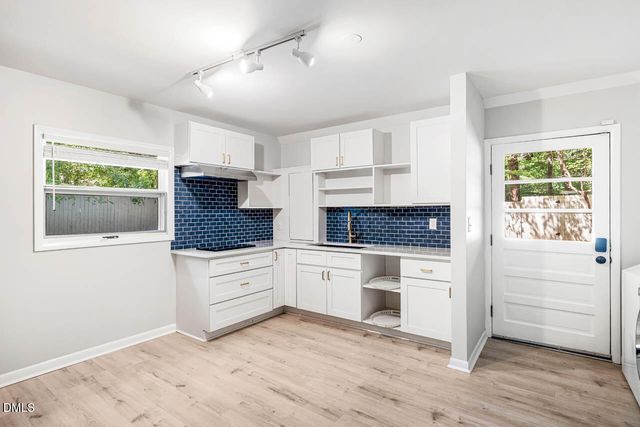 404 Morgan Creek Road, Chapel Hill, NC 27517
