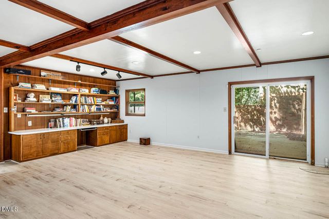 404 Morgan Creek Road, Chapel Hill, NC 27517