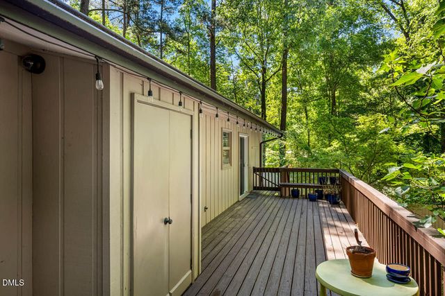 404 Morgan Creek Road, Chapel Hill, NC 27517