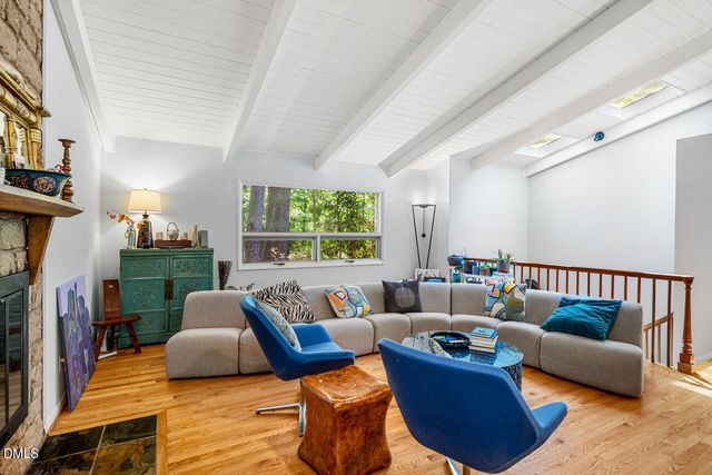 404 Morgan Creek Road, Chapel Hill, NC 27517