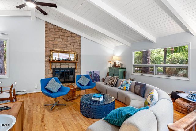 404 Morgan Creek Road, Chapel Hill, NC 27517