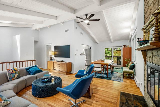 404 Morgan Creek Road, Chapel Hill, NC 27517
