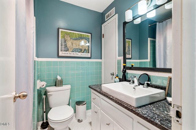 404 Morgan Creek Road, Chapel Hill, NC 27517