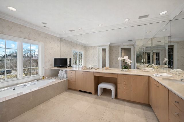 255 Harbor Street, Glencoe, IL 60022