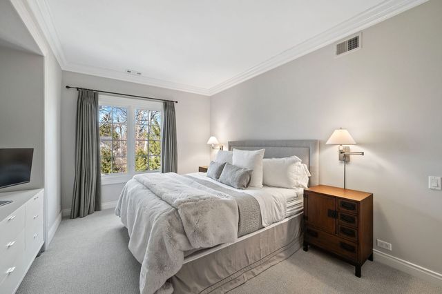 255 Harbor Street, Glencoe, IL 60022