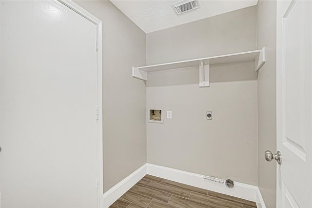 2506 Walnut Grove Court, Pearland, TX 77584