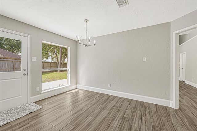 2506 Walnut Grove Court, Pearland, TX 77584
