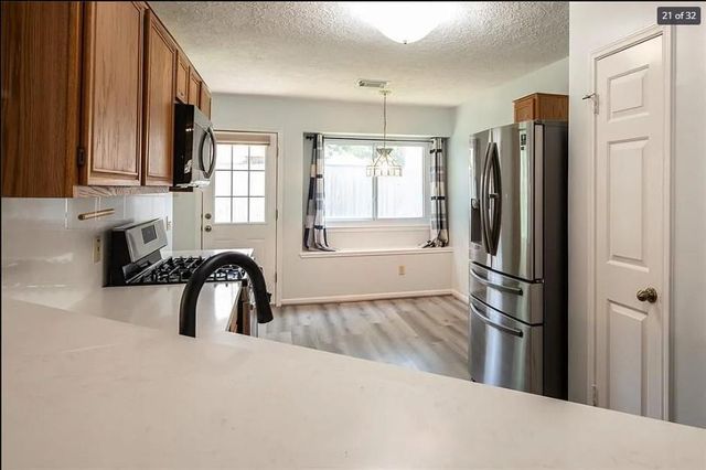 4317 Plover Drive, Seabrook, TX 77586