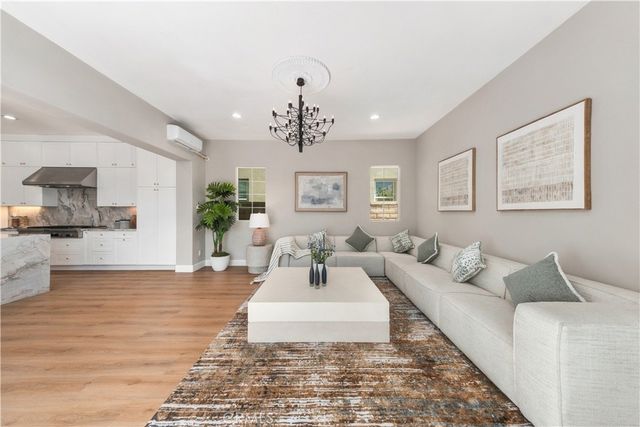 22 Calliope, Lake Forest, CA 92630