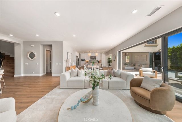 22 Calliope, Lake Forest, CA 92630