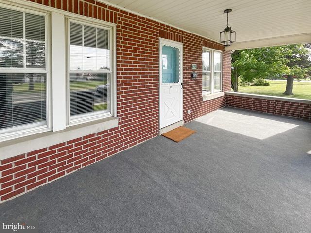 579 E KING ST, Littlestown, PA 17340