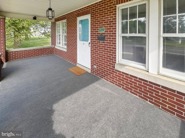 579 E KING ST, Littlestown, PA 17340