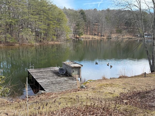 115 Lake Shore Drive, Pikeville, TN 37367