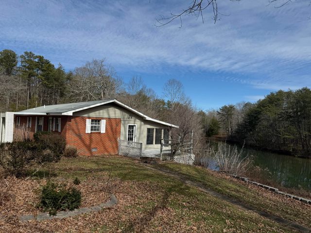 115 Lake Shore Drive, Pikeville, TN 37367