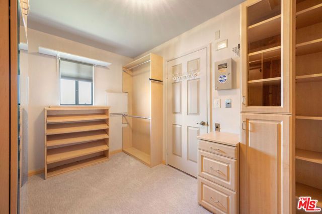 13031 Magnolia Boulevard, Sherman Oaks, CA 91423