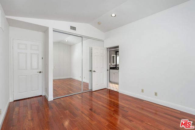 13031 Magnolia Boulevard, Sherman Oaks, CA 91423