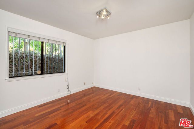 13031 Magnolia Boulevard, Sherman Oaks, CA 91423