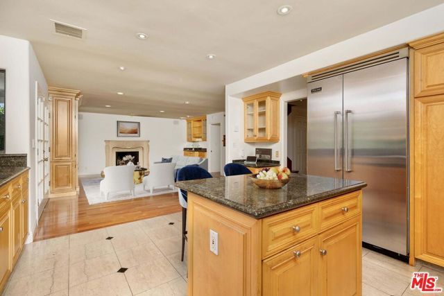 13031 Magnolia Boulevard, Sherman Oaks, CA 91423