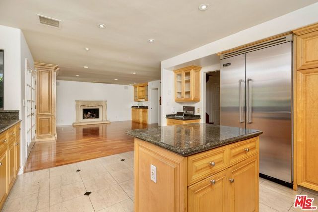 13031 Magnolia Boulevard, Sherman Oaks, CA 91423