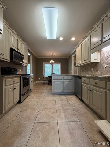 4313 Carroll, Northport, AL 35475