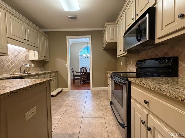 4313 Carroll, Northport, AL 35475