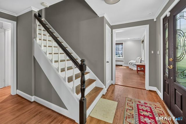 50 Woodridge Circle, West Hartford, CT 06107