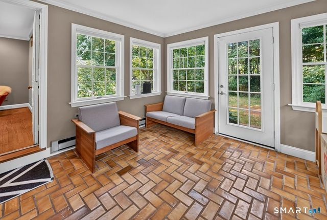 50 Woodridge Circle, West Hartford, CT 06107