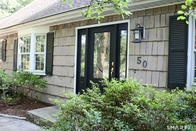 50 Woodridge Circle, West Hartford, CT 06107