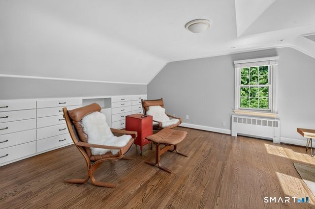 50 Woodridge Circle, West Hartford, CT 06107