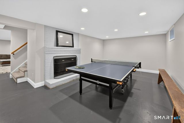 50 Woodridge Circle, West Hartford, CT 06107