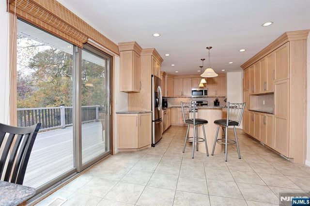 787 Schaefer Avenue, Oradell, NJ 07649