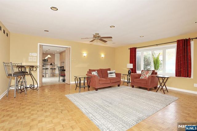 787 Schaefer Avenue, Oradell, NJ 07649