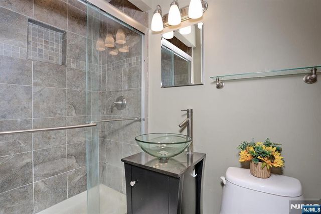 787 Schaefer Avenue, Oradell, NJ 07649