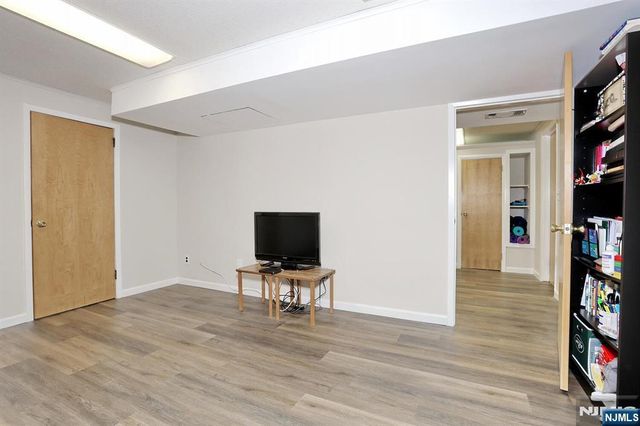 787 Schaefer Avenue, Oradell, NJ 07649