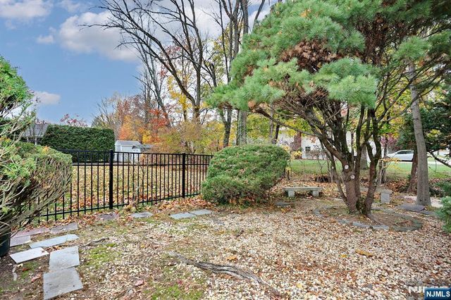 787 Schaefer Avenue, Oradell, NJ 07649