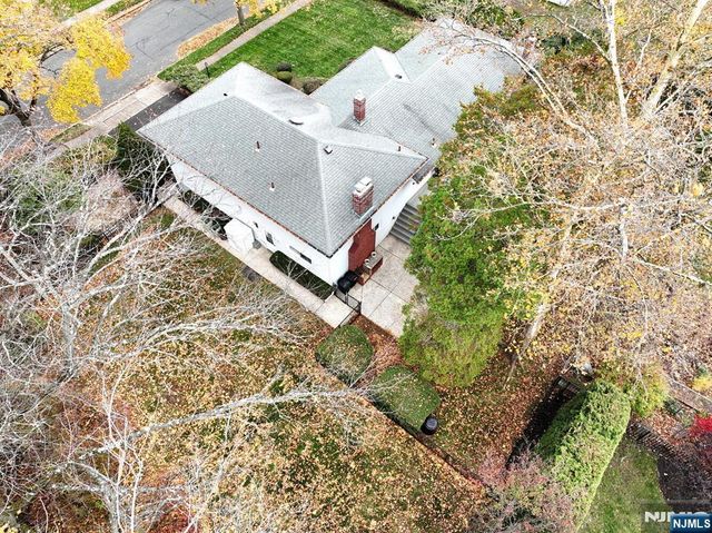 787 Schaefer Avenue, Oradell, NJ 07649