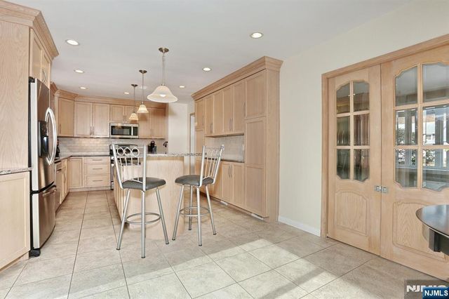 787 Schaefer Avenue, Oradell, NJ 07649