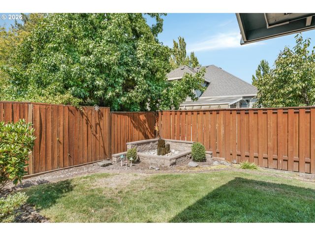 16331 Sw HOOPS Ct, Portland, OR 97223
