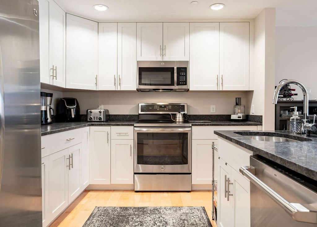 25 High Street 410, Portland, ME 04101 — photo 5