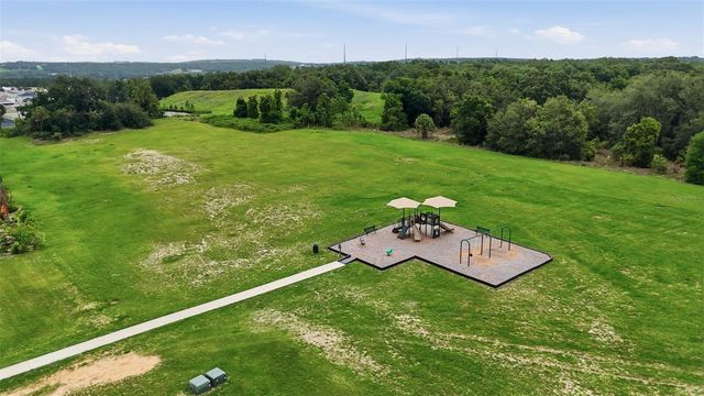 1917 SOUTHERN OAK LOOP, Minneola, FL 34715