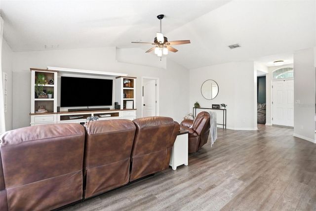 1917 SOUTHERN OAK LOOP, Minneola, FL 34715