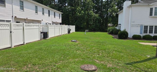 338 Haven Drive S6, Greenville, NC 27834