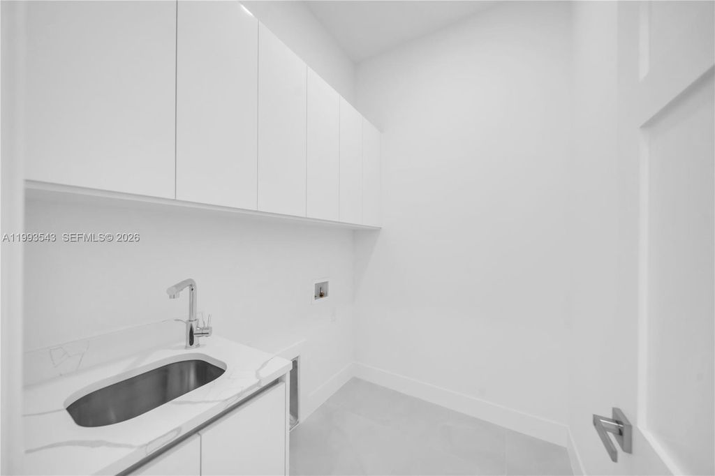 Image 49 of property listing at 4100 15TH ST SW, Lehigh Acres, FL 33976