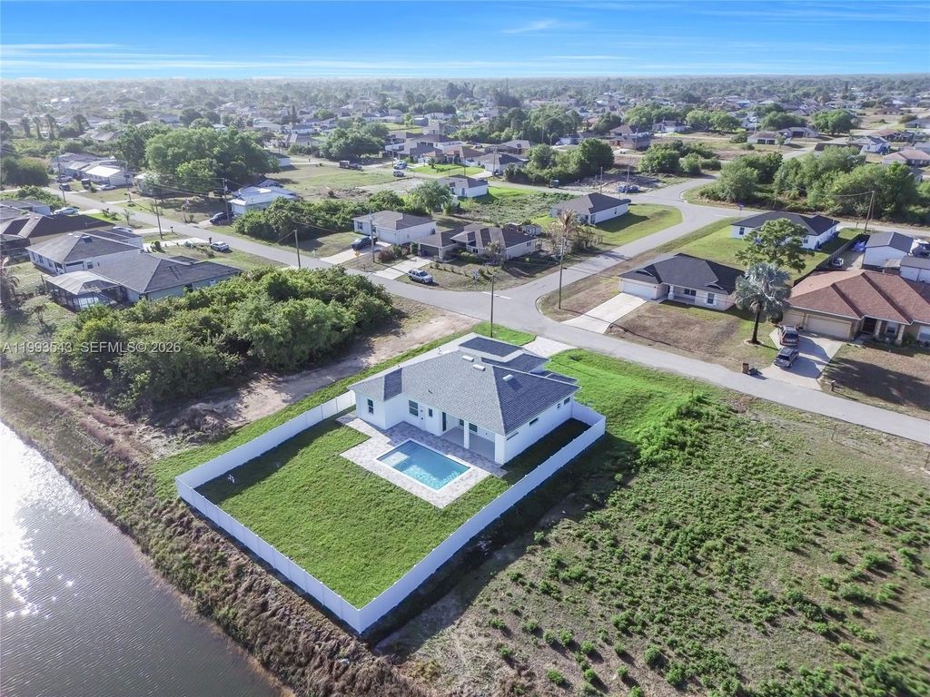 Image 52 of property listing at 4100 15TH ST SW, Lehigh Acres, FL 33976