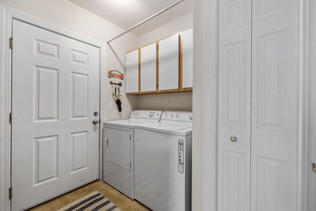 S77W19462 Lakewood DRIVE, Muskego, WI 53150