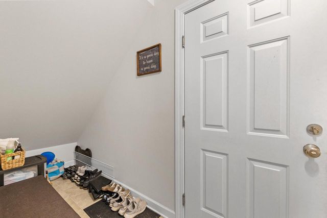 S77W19462 Lakewood DRIVE, Muskego, WI 53150